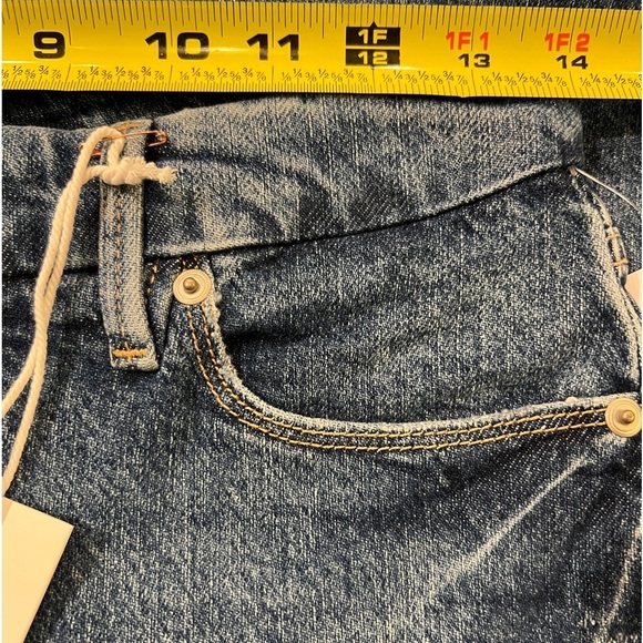 Good American Good Classic Slim Straight Jeans Size 8/29 NWT - Picture 16 of 16